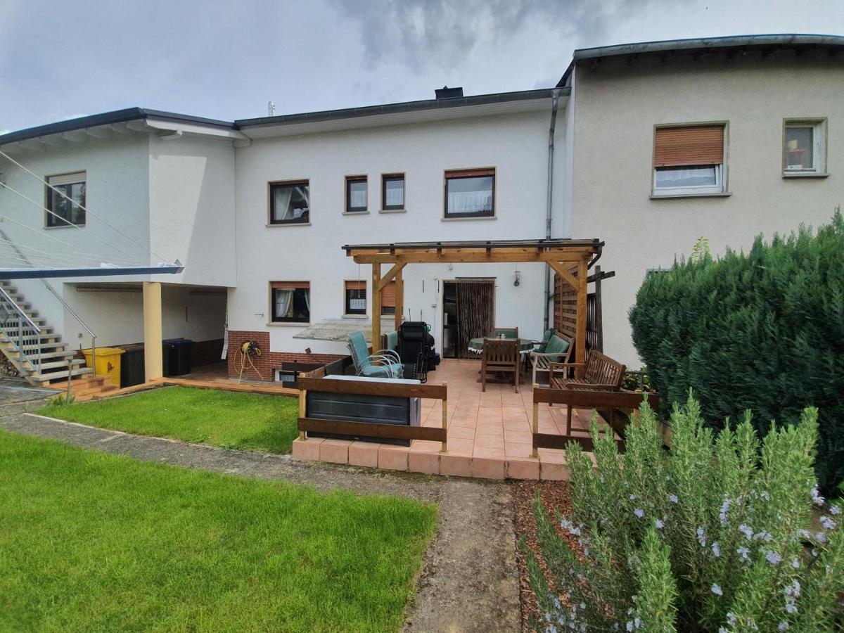 Ferienwohnung Woelbert Altendiez Экстерьер фото
